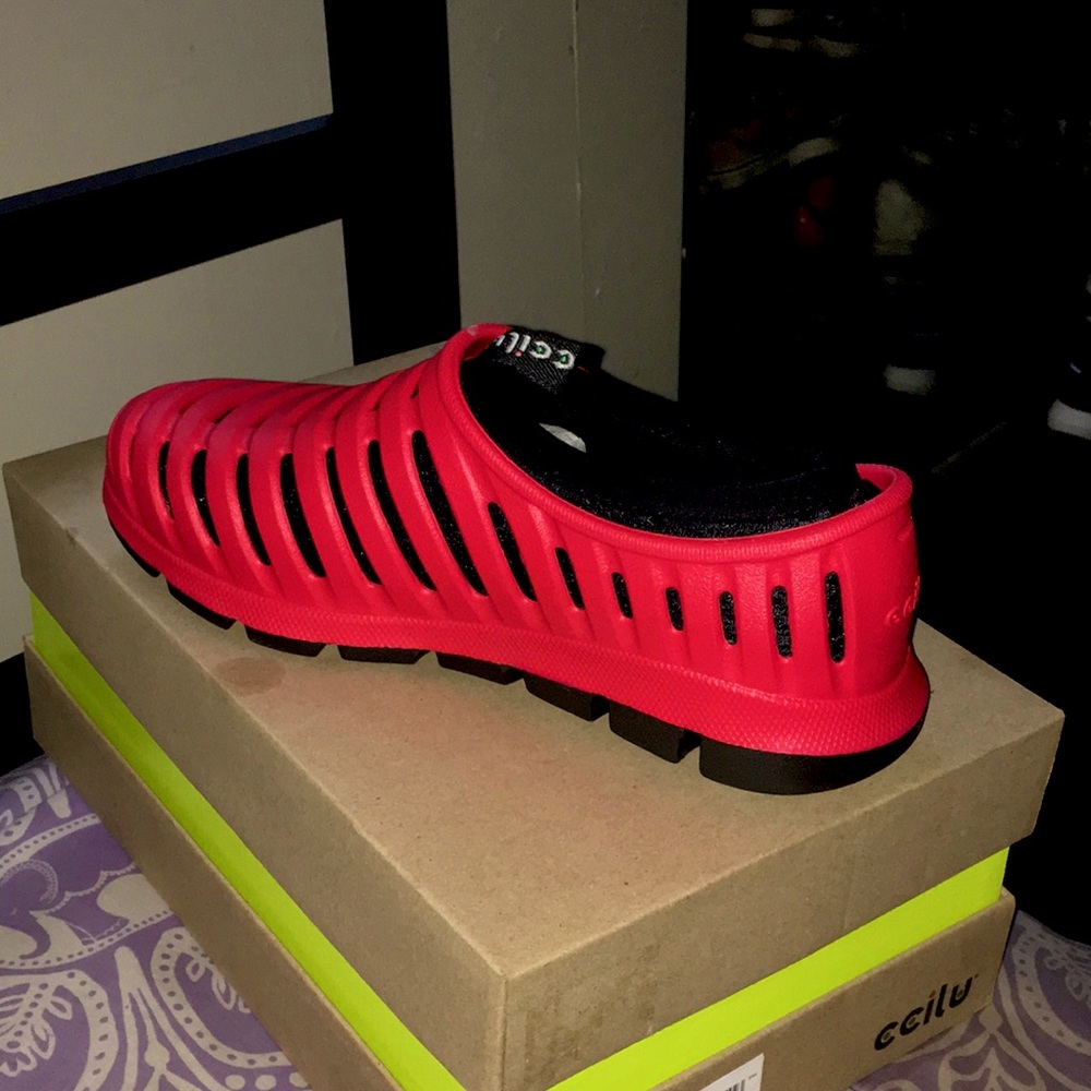 Men's Ccilu Red & Black Water Boat Summer Beach Lake Shoe